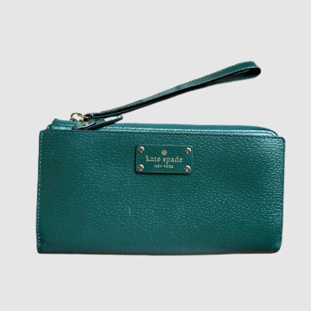 Kate Spade Emerald Continental Wristlet